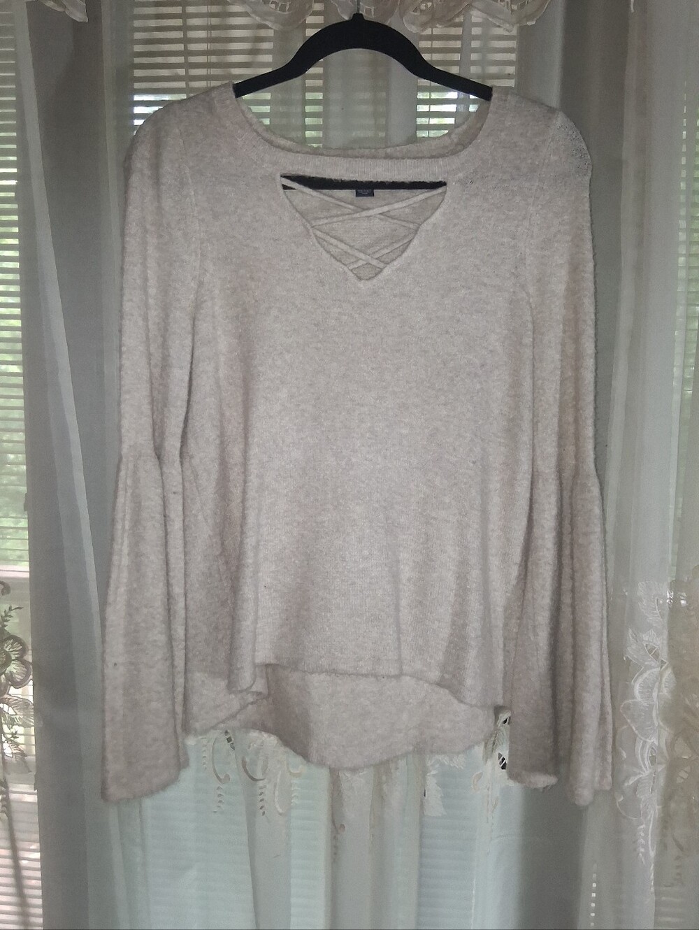 American Eagle Outfitters Light Beige Crisscross V-Neck Knit Top